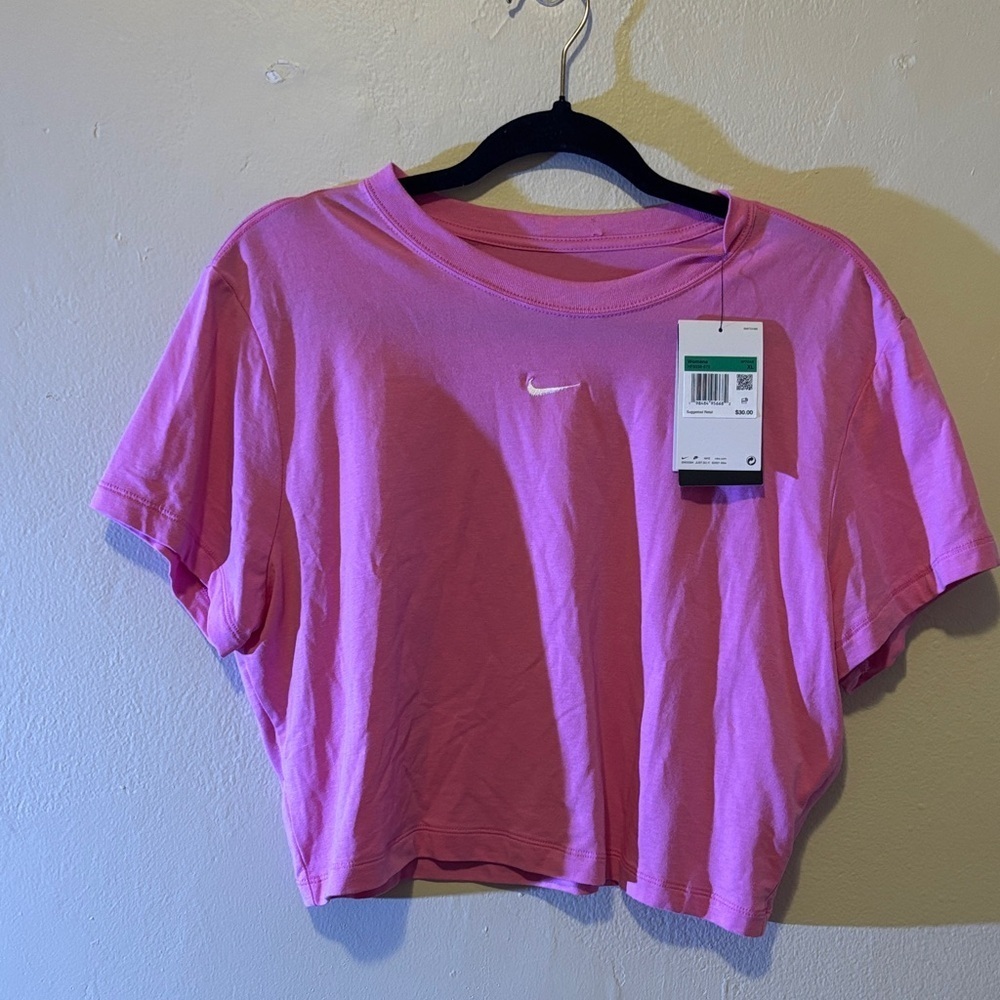 Nike Women's Pink Crop Top